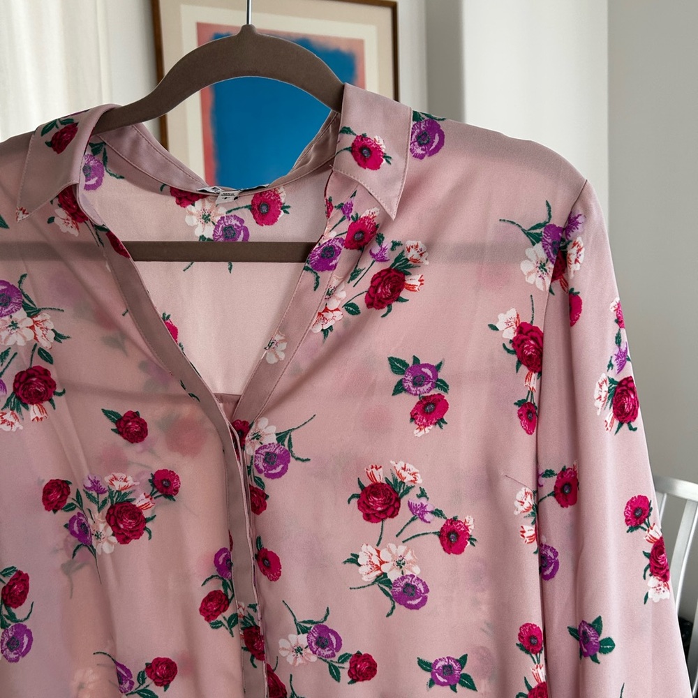 Express Portofino floral pink blouse